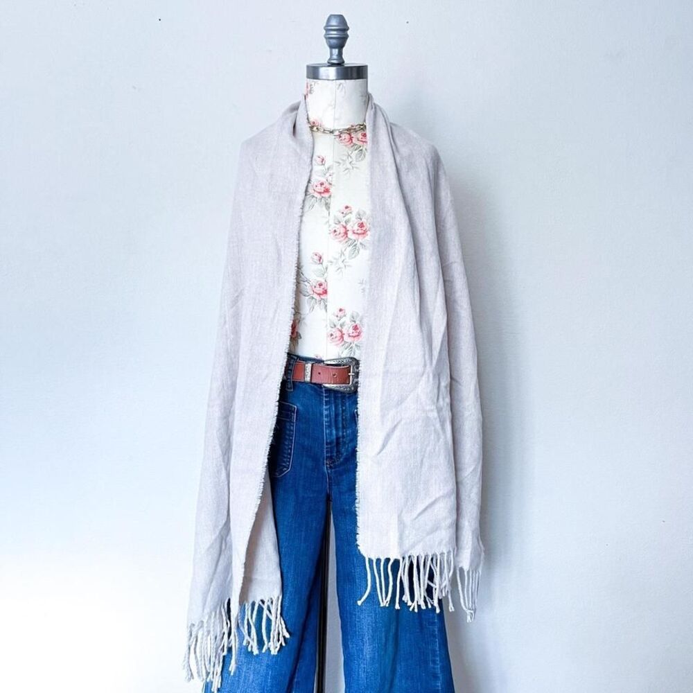 h&m cream blanket scarf